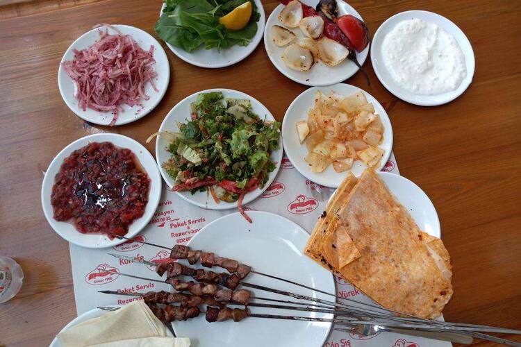 Cigerci Bahattin Cumhuriyet Istanbul